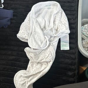 aden + anais Neutral Geometric Swaddle in Cream and Taupe